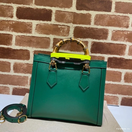 First bag ru Gucci bag tote Diana small 0820
